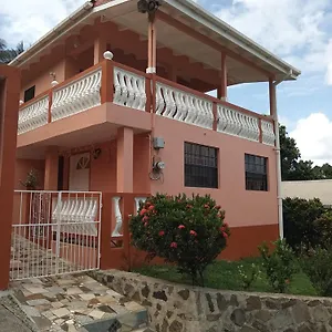 Apartment Angie's Cove, Modern Get-away Overlooking, Castries